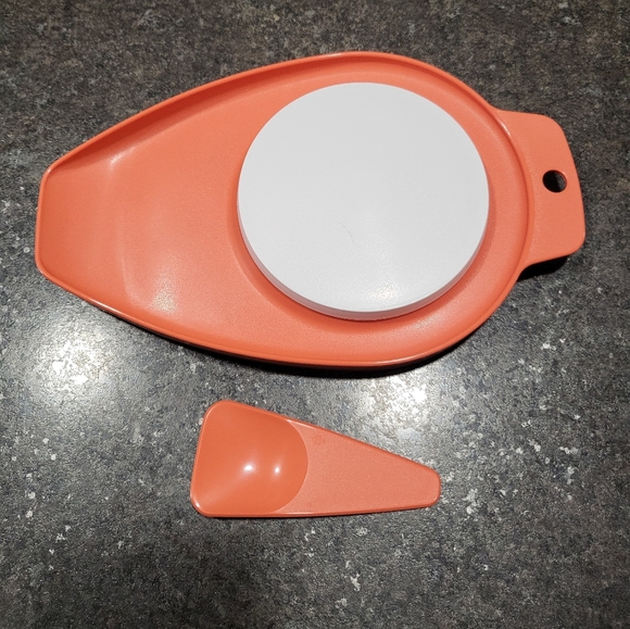 Tupperware Chop N Pour - Picture 2 of 6